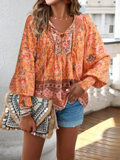 Blommig V-ringad Blus