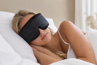 Tryckfri Sovmask i Silkeslen Satin
